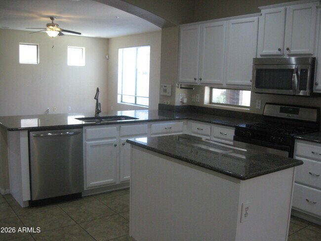 Foto del edificio - 12616 W Blackstone Ln