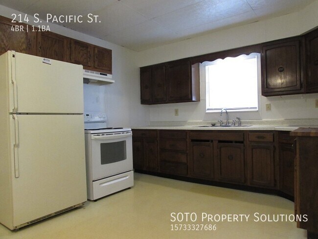Building Photo - 4BD/1.5BA Pet-Friendly, House w/ Basement