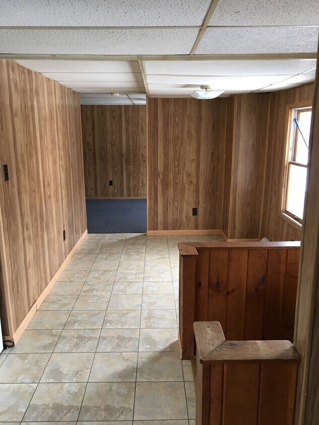 221 1/2 Ziegler Ave, Butler, PA 16001 Townhome Rentals in Butler PA