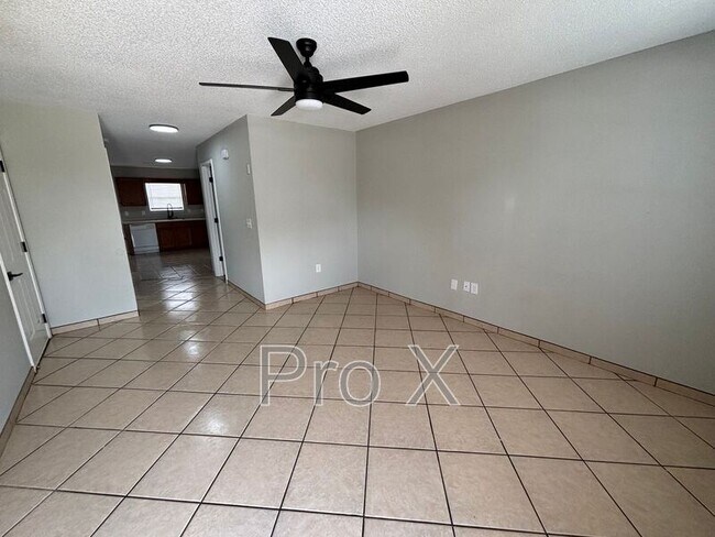 Foto del edificio - 3408 SW Victoria Pl
