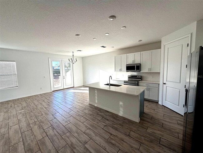 Foto del edificio - 2066 Derwent Dr