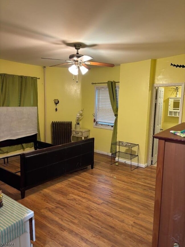 Building Photo - 160 N 16th St