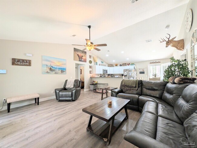 Foto del edificio - 6837 Sage Brush Ln