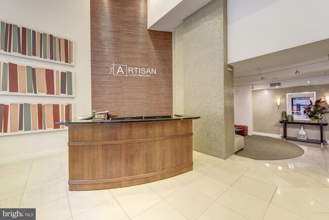 Foto del edificio - 915 E St NW