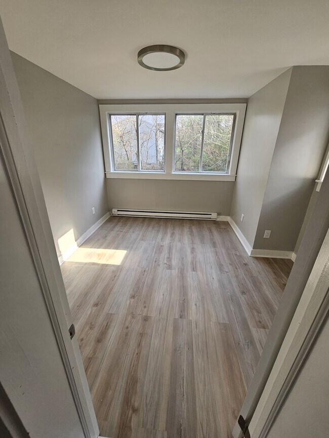 Foto del edificio - 101-103 Culvert St, Torrington