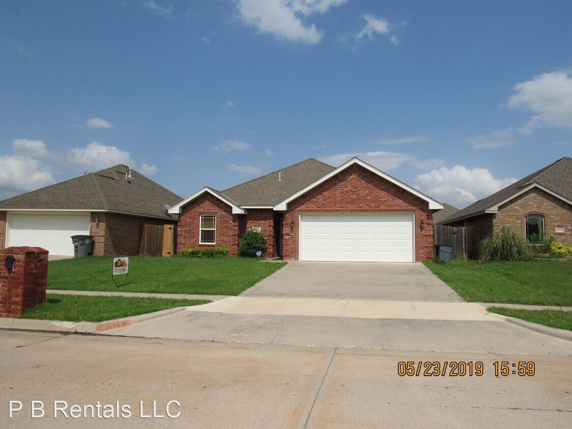Foto principal - 3 br, 2 bath House - 2304 SW 44th Street