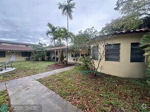 Building Photo - 530 N 20th Ave