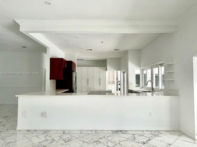 Foto del edificio - 4934 NW 94th Doral Pl