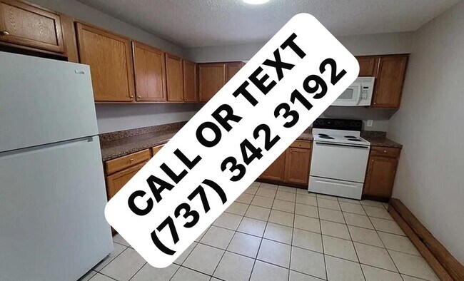 Building Photo - 472 Spicer Street