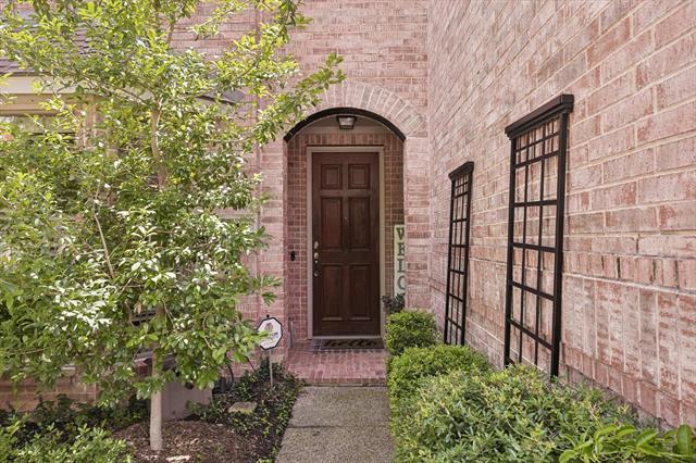 Foto del edificio - 810 Ethan Rd