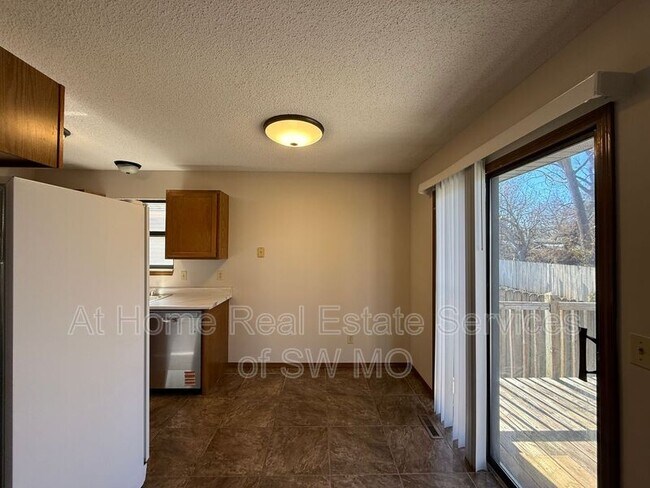 Foto del edificio - 1413 S Ventura Ave