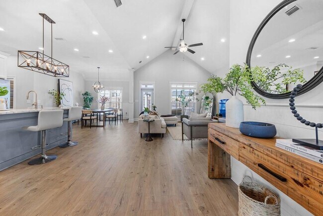 Foto del edificio - 4953 Hatfield Cir