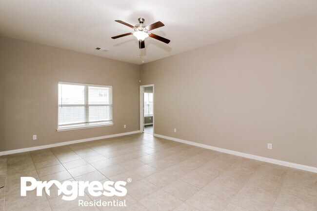 Foto del edificio - 4612 Beaver Creek Ave