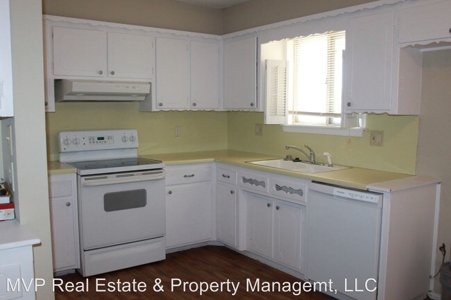 Building Photo - 3 br, 2 bath House - 4745 Koelsch Dr
