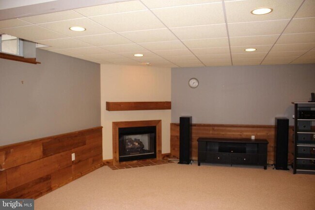 Foto del edificio - 176 S Patricia Dr