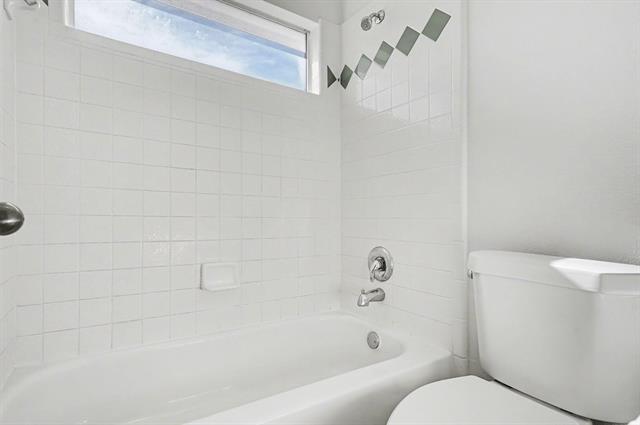 Foto del edificio - 604 Chuck Wagon Dr