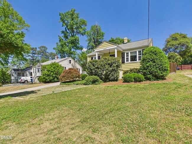 Building Photo - 2912 Oberlin Rd