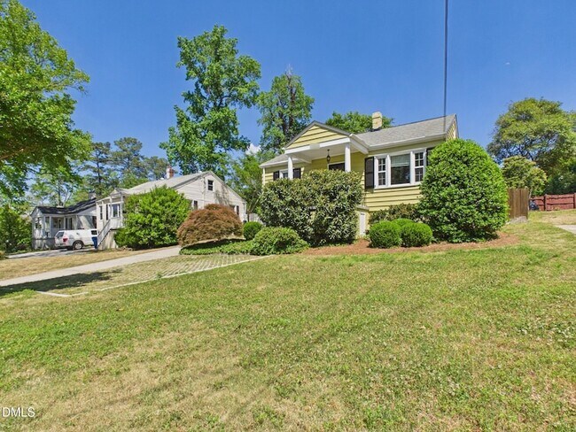 Foto del edificio - 2912 Oberlin Rd