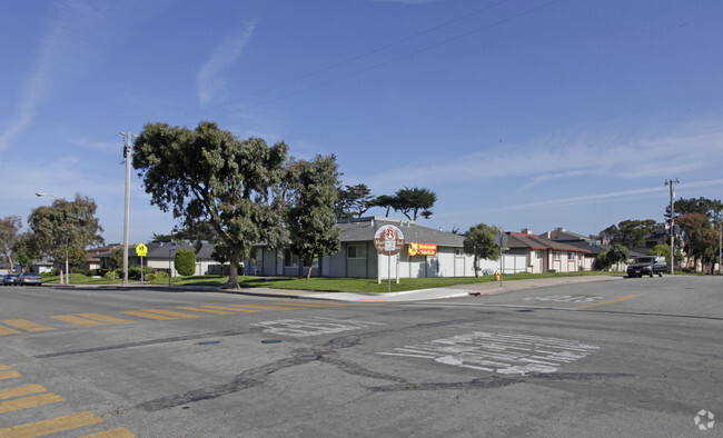 Primary Photo - Marina Del Sol Apartments