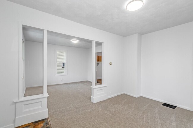 Foto del edificio - 705 Smith Ave SW