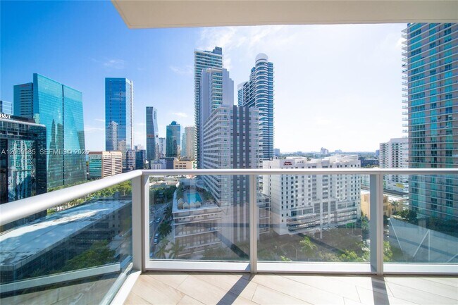 Building Photo - 1100 S Miami Ave