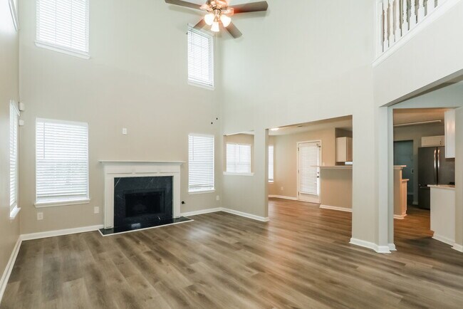 Building Photo - 3948 English Valley Dr