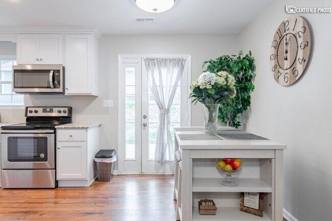 Foto del edificio - Charming Christiansburg Home