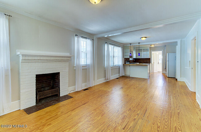 Building Photo - 2029 Wrightsville Ave