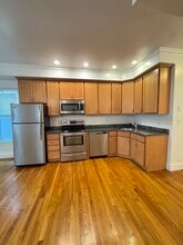 Building Photo - 157 M St