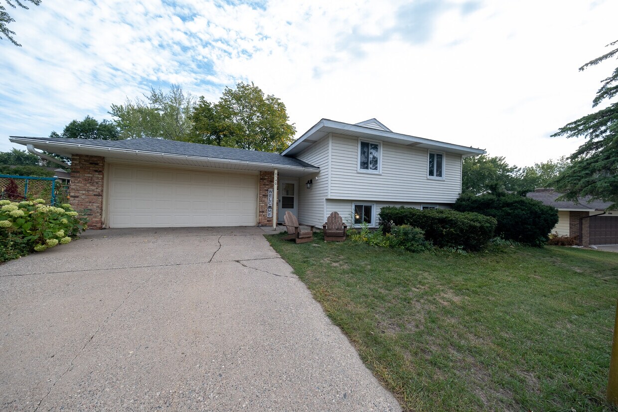 Foto principal - 6540 133rd St W
