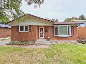Building Photo - 154 Burcher Rd