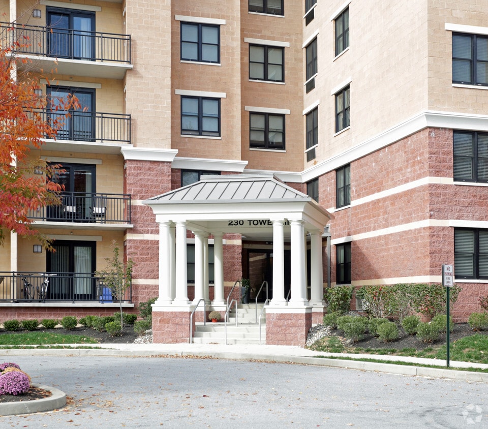 Foto principal - The Towers at Greenville