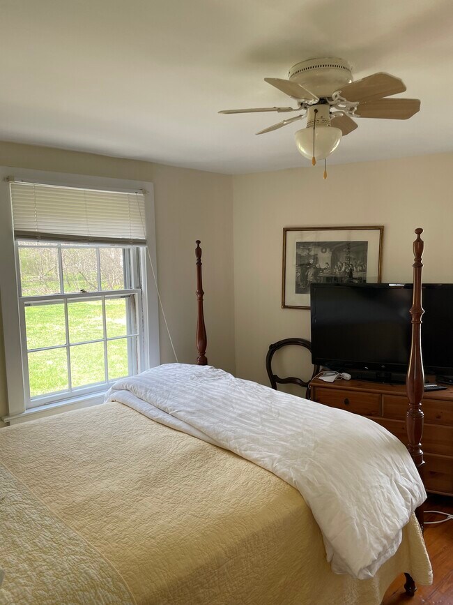 Building Photo - 413 Skippack Pike