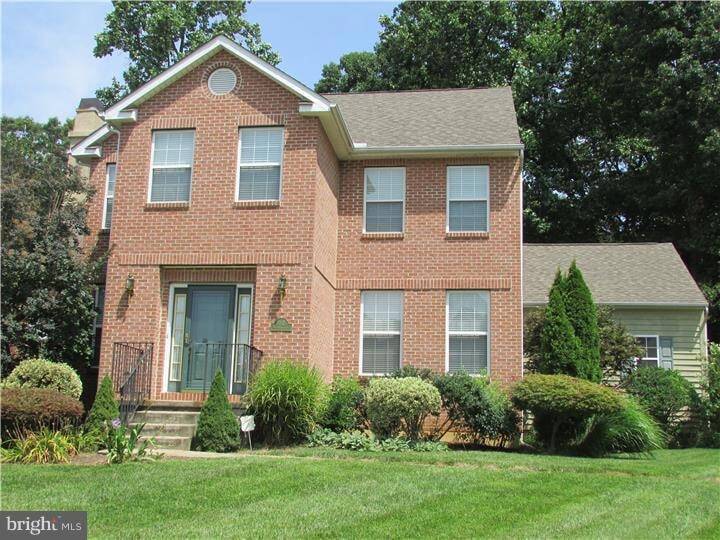 Primary Photo - 1 Overlook Ct