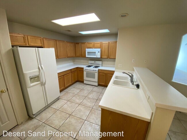 Foto del edificio - 3 br, 2.5 bath House - 10185 Birch Bluff Ln.