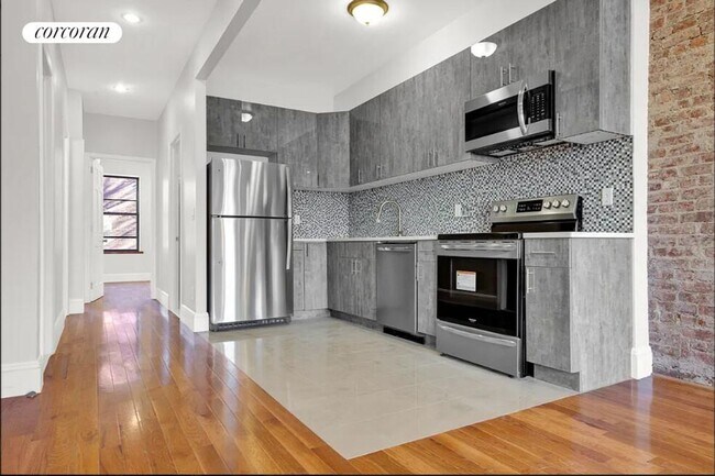Foto del edificio - 539 Rogers Ave
