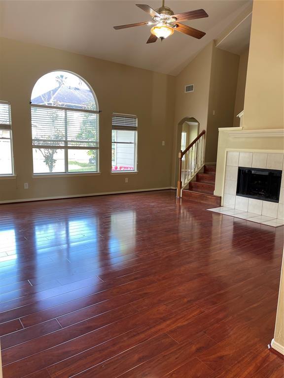Building Photo - 8215 Ashlawn Dr