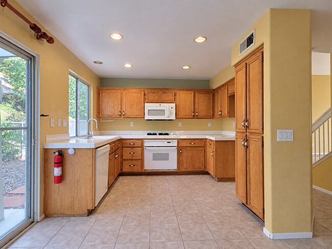 Foto del edificio - 635 Hillhaven Dr