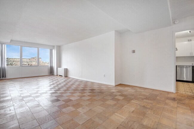 Foto del edificio - 1301 Delaware Ave SW