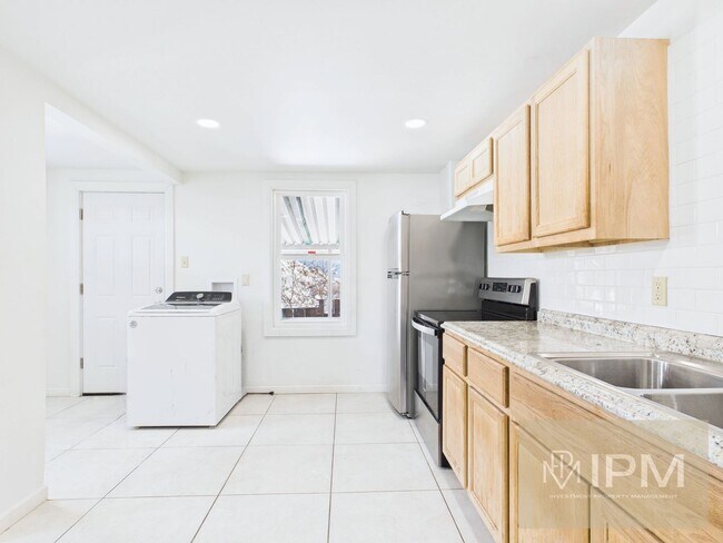 Foto del edificio - Charming 3 Bed, 1.5 Bath in Steelton, Pa!