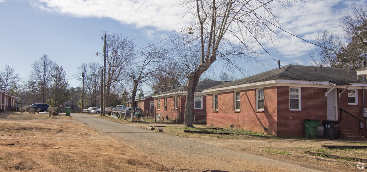 624 Billingsley Rd, Charlotte, NC 28211 Apartments in Charlotte, NC