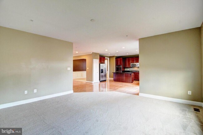 Foto del edificio - 4105 Brushfield Dr