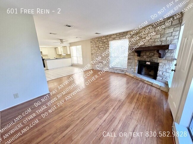 Building Photo - 601 Free Rein