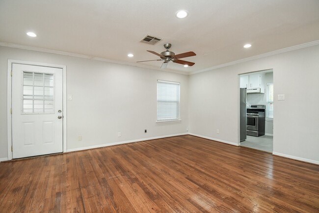 Building Photo - 6614 Teluco St