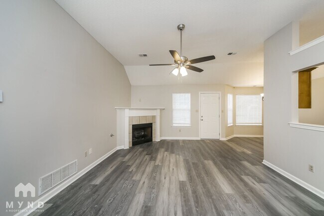 Building Photo - 8418 Regal Bend Dr