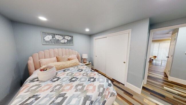 Foto del edificio - 21 Woodmere Ct