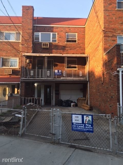 Building Photo - 1954 Bronxdale Ave