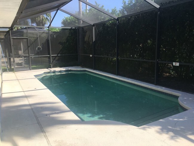 Building Photo - 4 br, 3 bath House - 2915 Sunset Lakes Blv...