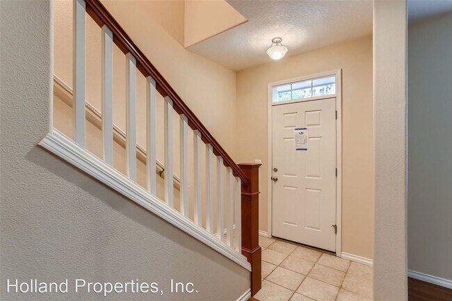 Foto del edificio - 2 br, 3 bath House - 6020 NE Alder St