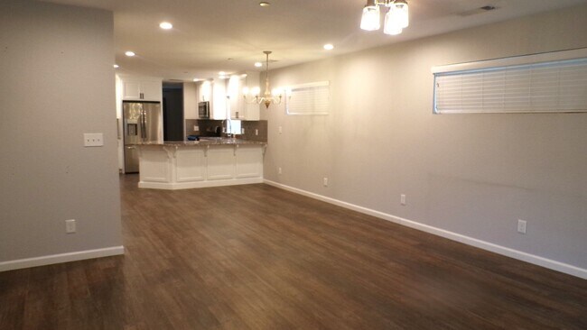 Foto del edificio - 3 Bedroom 2 Bathroom Home Coming Soon!